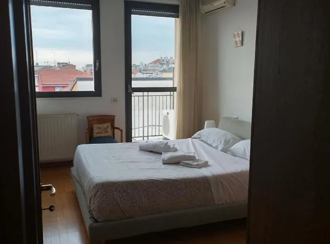 Apartament Sant'uguzzone Flat Mediolan